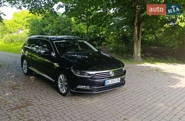 Універсал Volkswagen Passat 2018 в Львові