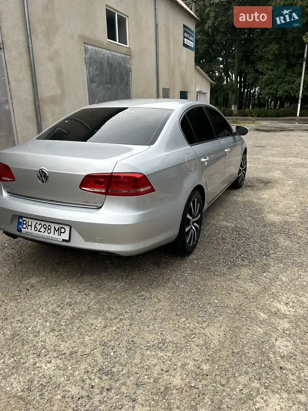 Volkswagen Passat 2013 VIN WVWZZZ3CZEP004099 фото оголошення 4 з 50