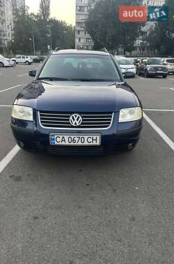 Універсал Volkswagen Passat 2002 в Києві
