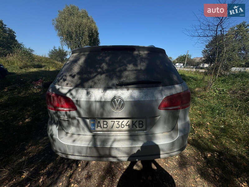 Универсал Volkswagen Passat 2012 в Житомире