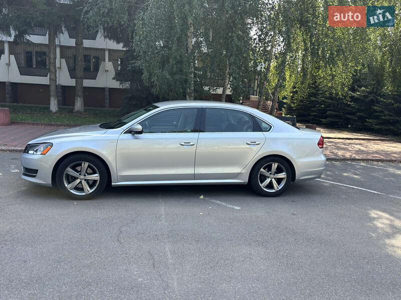 Седан Volkswagen Passat 2013 в Вінниці