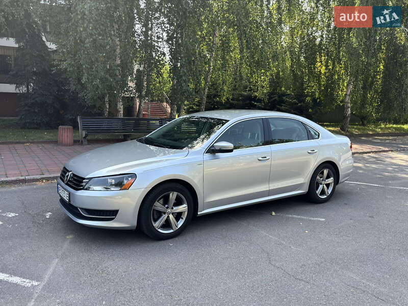 Седан Volkswagen Passat 2013 в Вінниці