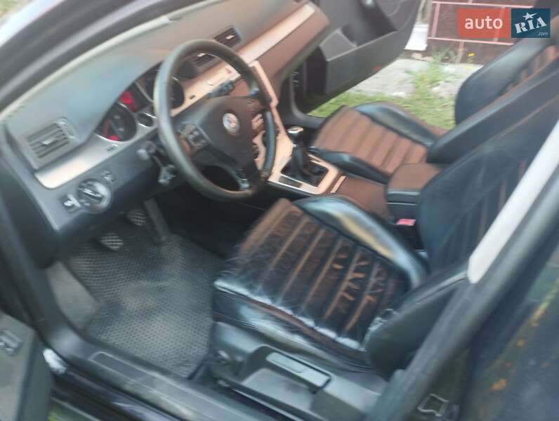 Універсал Volkswagen Passat 2006 в Славуті