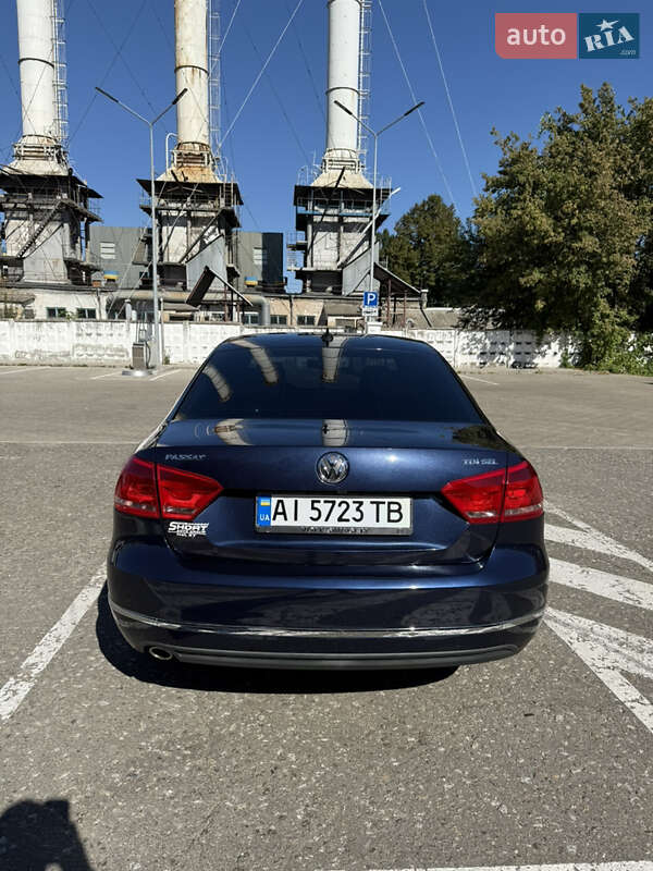 Седан Volkswagen Passat 2014 в Киеве