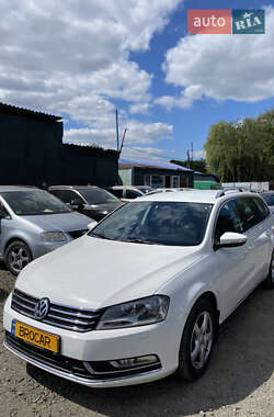 Универсал Volkswagen Passat 2011 в Луцке