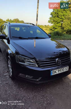 Универсал Volkswagen Passat 2010 в Хмельницком