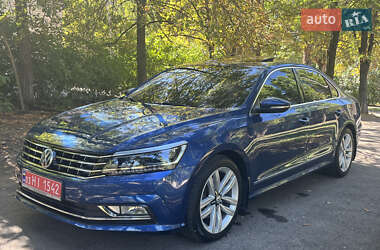 Седан Volkswagen Passat 2017 в Кривому Розі