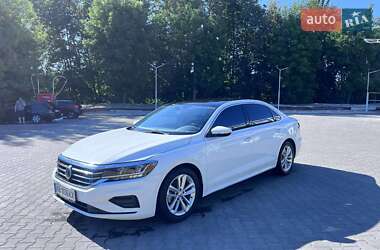 Седан Volkswagen Passat 2020 в Виннице