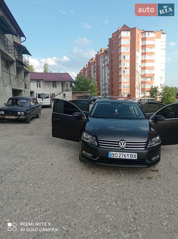 Седан Volkswagen Passat 2012 в Тернополе