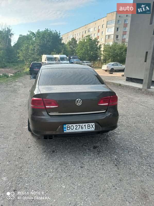 Седан Volkswagen Passat 2012 в Тернополе