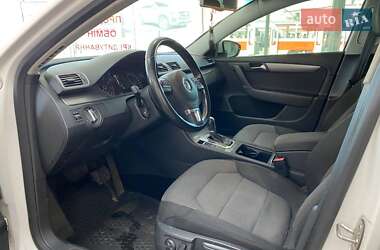 Универсал Volkswagen Passat 2011 в 