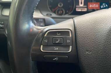Универсал Volkswagen Passat 2011 в 