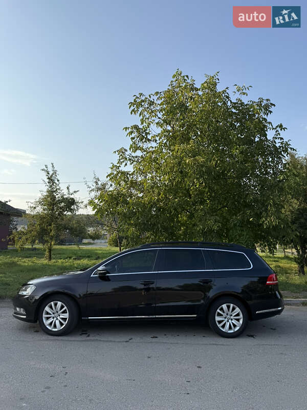 Універсал Volkswagen Passat 2013 в Калуші