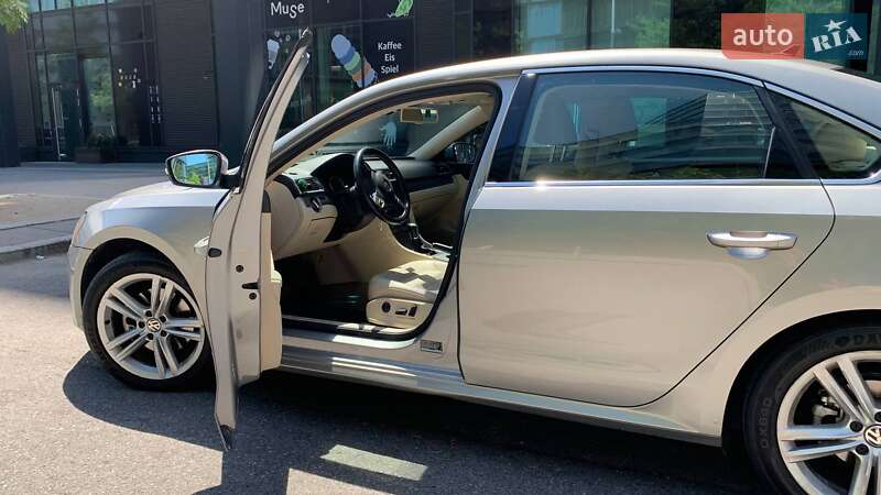 Седан Volkswagen Passat 2014 в Києві фото 21 Седан Volkswagen Passat 2014 в Києві