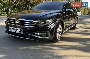 Універсал Volkswagen Passat 2021 в Звягелі