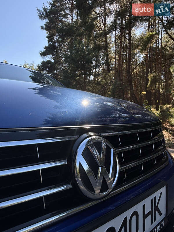 Седан Volkswagen Passat 2016 в Кременчуге