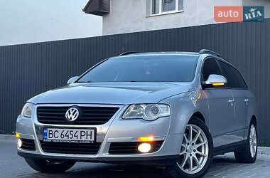 Універсал Volkswagen Passat 2006 в Дрогобичі