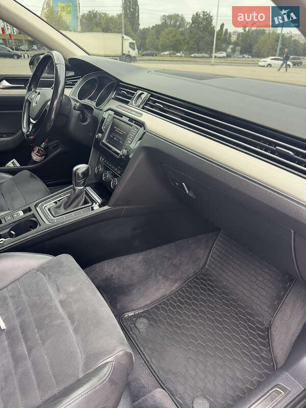 Универсал Volkswagen Passat 2015 в Харькове фото 13 Универсал Volkswagen Passat 2015 в Харькове