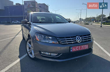 Седан Volkswagen Passat 2014 в Дніпрі