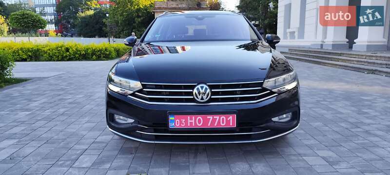 Универсал Volkswagen Passat 2019 в Житомире
