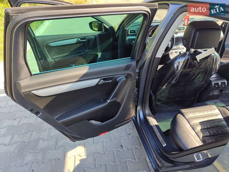 Универсал Volkswagen Passat 2013 в Ровно