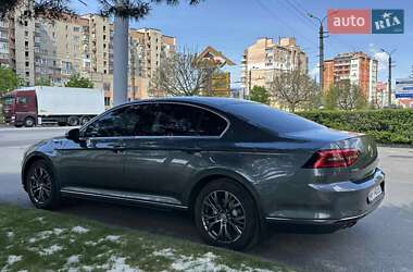 Седан Volkswagen Passat 2017 в 
