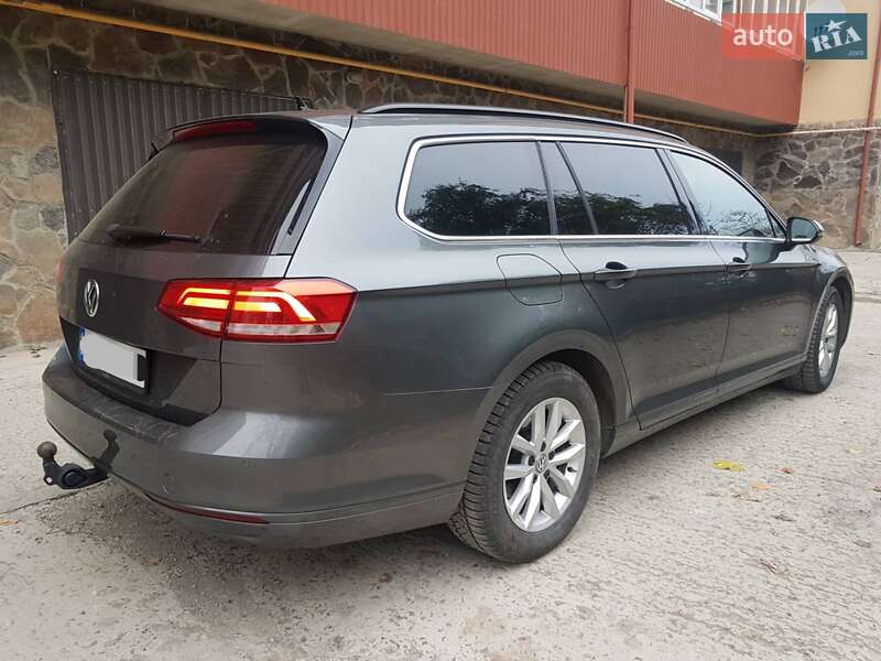 Універсал Volkswagen Passat 2016 в Мукачевому
