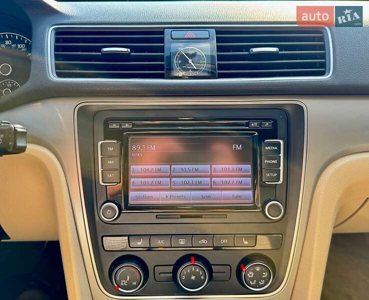 Седан Volkswagen Passat 2015 в Львові фото 15 Седан Volkswagen Passat 2015 в Львові