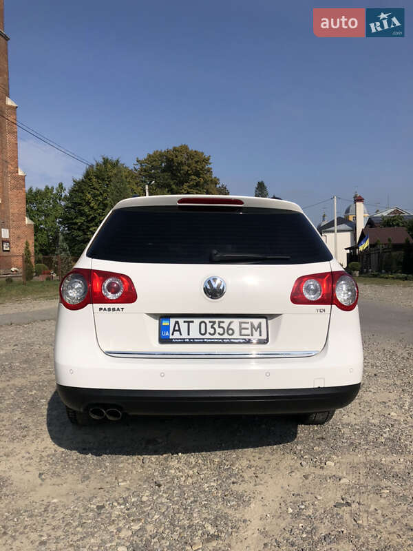 Универсал Volkswagen Passat 2010 в Ивано-Франковске