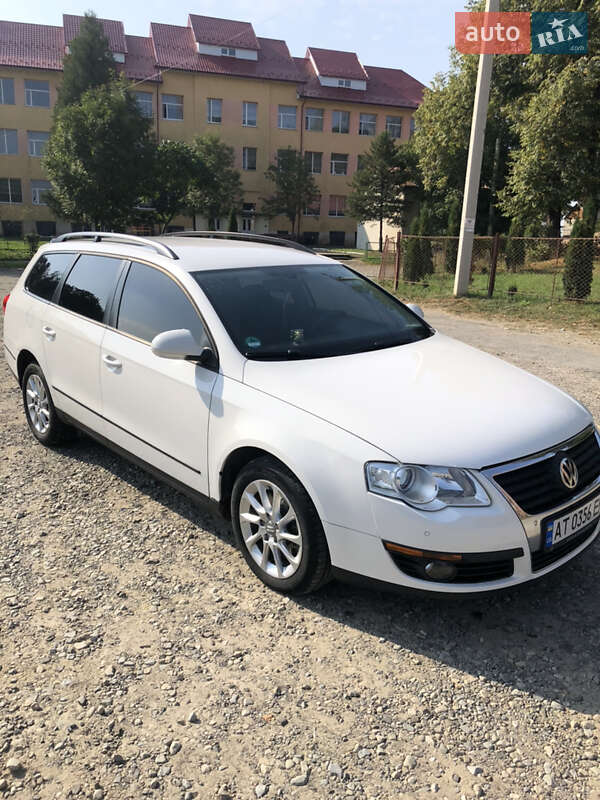 Универсал Volkswagen Passat 2010 в Ивано-Франковске