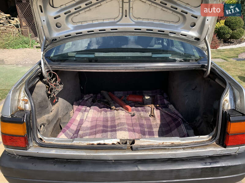 Седан Volkswagen Passat 1991 в Тернополе
