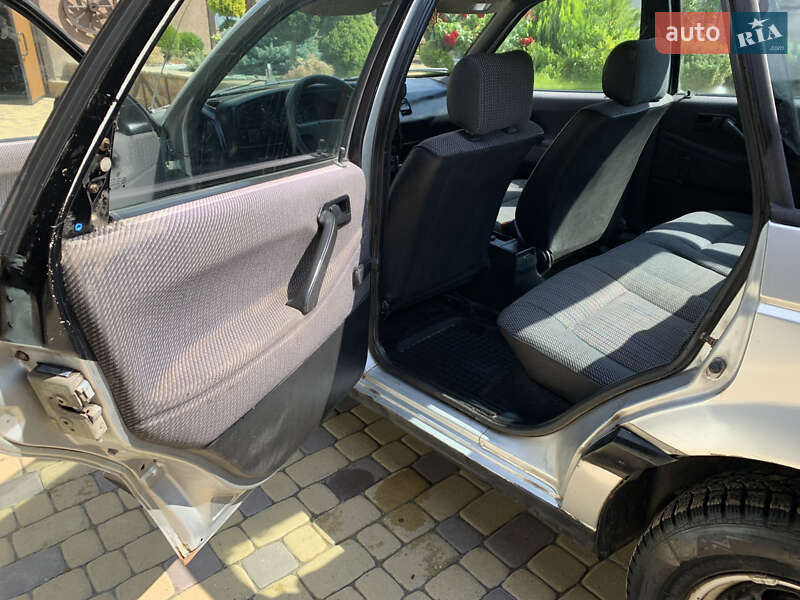 Седан Volkswagen Passat 1991 в Тернополе