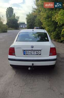 Седан Volkswagen Passat 1997 в Хмельницком