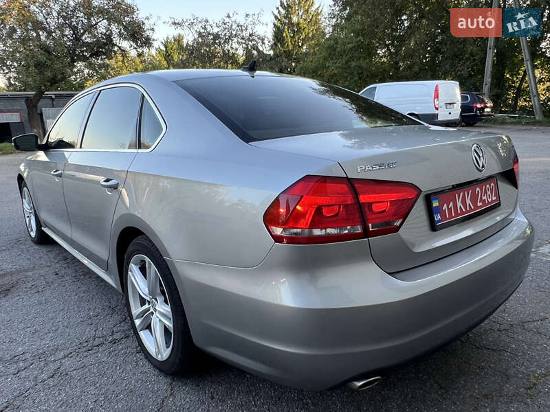 Седан Volkswagen Passat 2014 в Хмельницькому