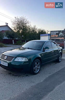 Седан Volkswagen Passat 2001 в Хмельницком