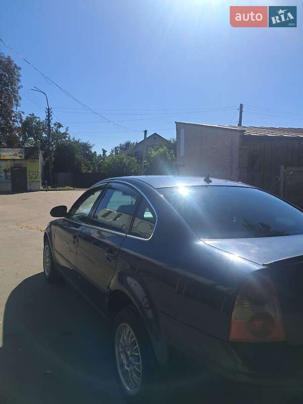 Седан Volkswagen Passat 2004 в Фастове