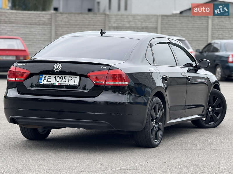 Седан Volkswagen Passat 2014 в Днепре