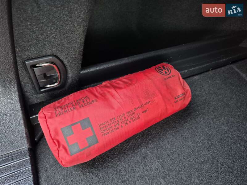 Универсал Volkswagen Passat 2019 в Одессе фото 126 Универсал Volkswagen Passat 2019 в Одессе