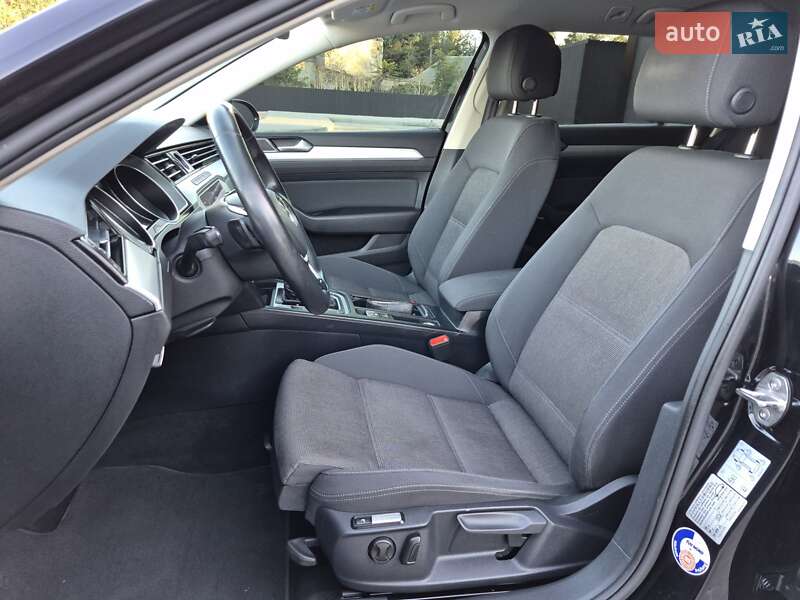Универсал Volkswagen Passat 2019 в Одессе фото 138 Универсал Volkswagen Passat 2019 в Одессе