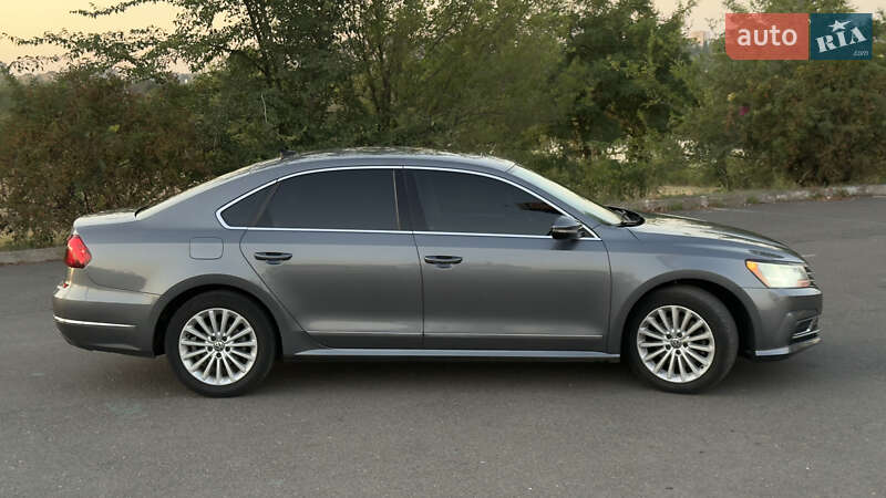 Седан Volkswagen Passat 2017 в Кривом Роге