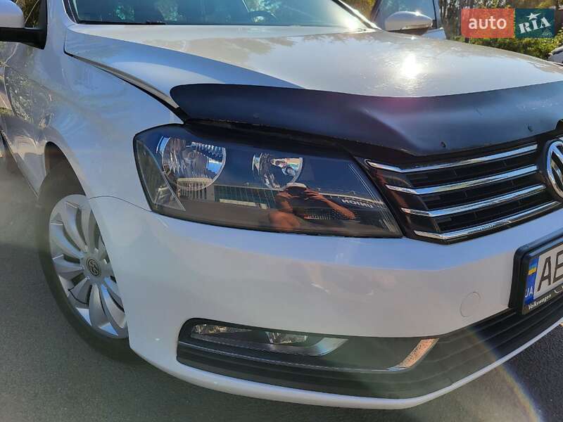 Универсал Volkswagen Passat 2013 в Кривом Роге