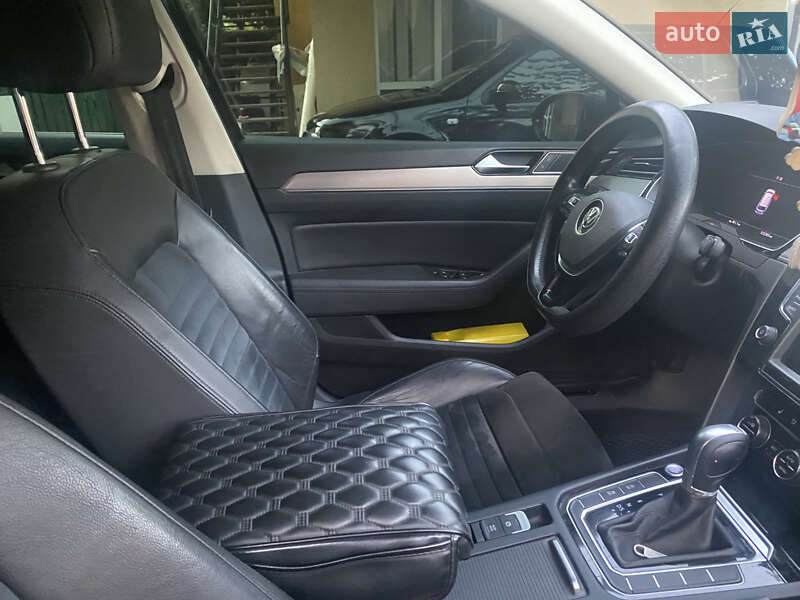 Универсал Volkswagen Passat 2015 в Виноградове