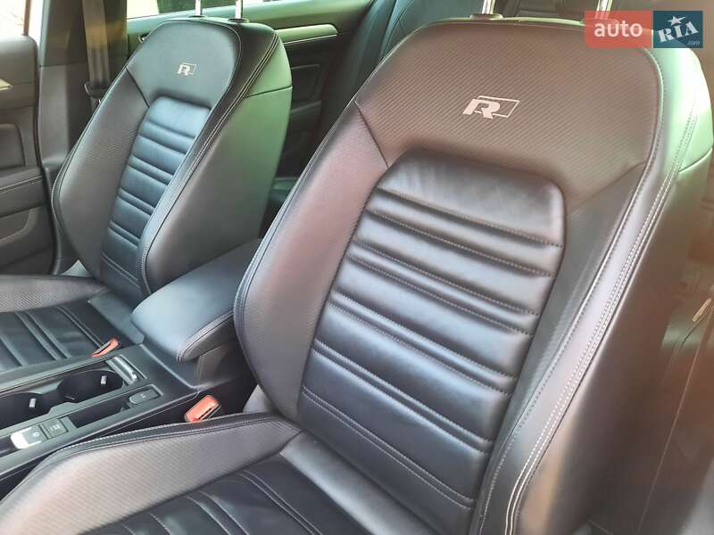 Седан Volkswagen Passat 2018 в Стрые