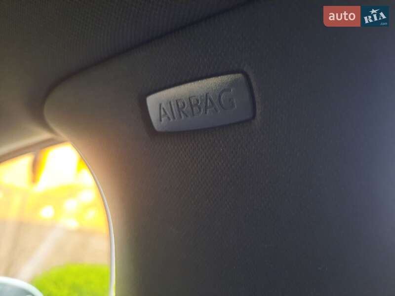 Седан Volkswagen Passat 2018 в Стрые