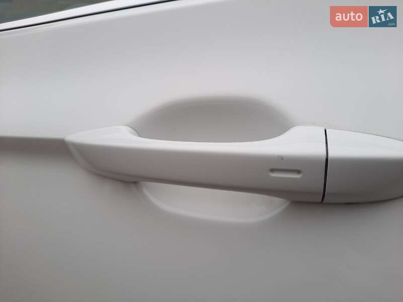 Седан Volkswagen Passat 2018 в Стрые