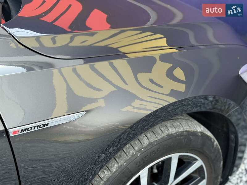 Универсал Volkswagen Passat 2018 в Стрые