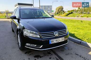 Универсал Volkswagen Passat 2011 в Пустомытах