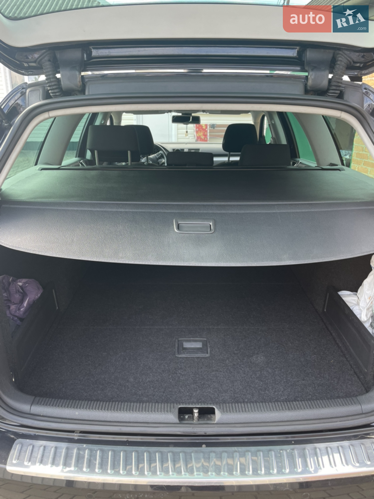2010 Volkswagen Passat - мініатюра 5