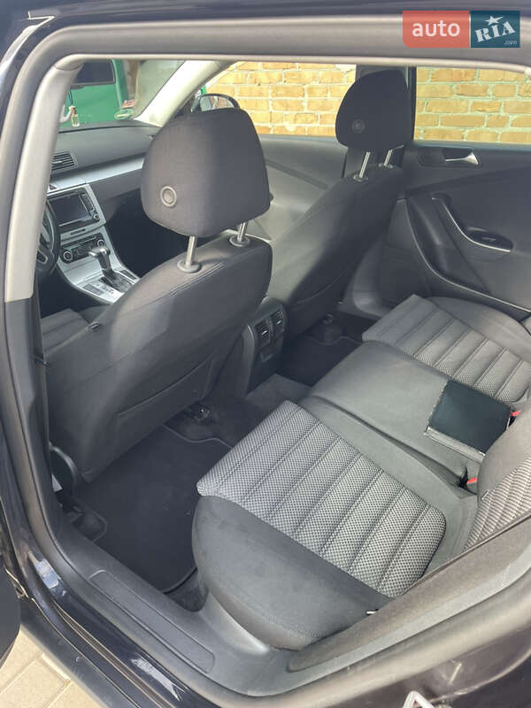 Универсал Volkswagen Passat 2010 в Киеве фото 6 Универсал Volkswagen Passat 2010 в Киеве