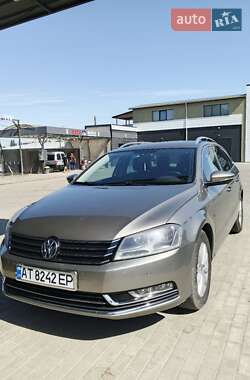Универсал Volkswagen Passat 2011 в Городенке